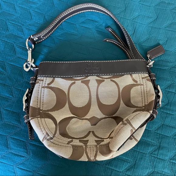 Coach Handbags - Coach 41856 Zoe Signature Bag